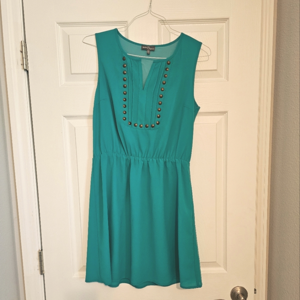 Market & Spruce Dress